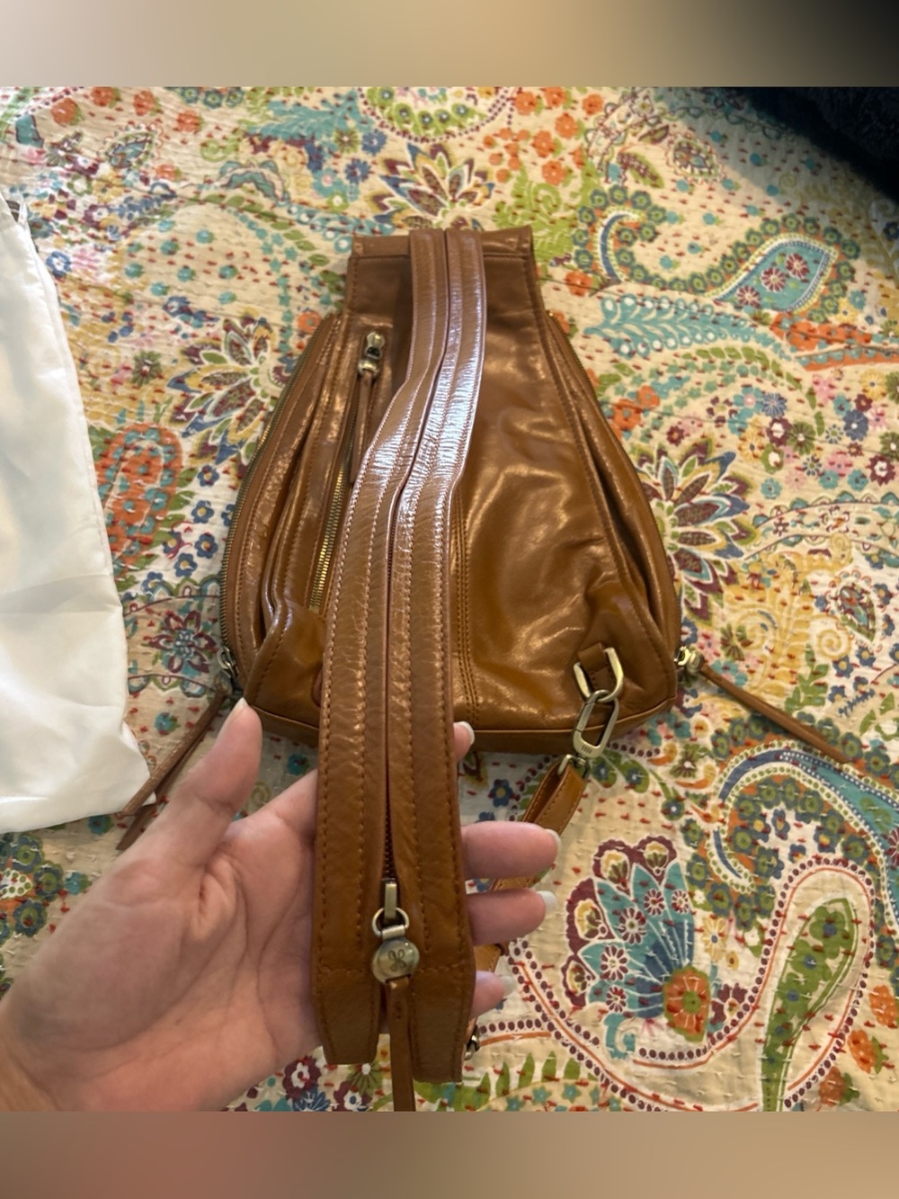 Hobo Leather Betta Sling Bag Dark Brown with Dust Bag in Great Condition - Picture 5 of 14